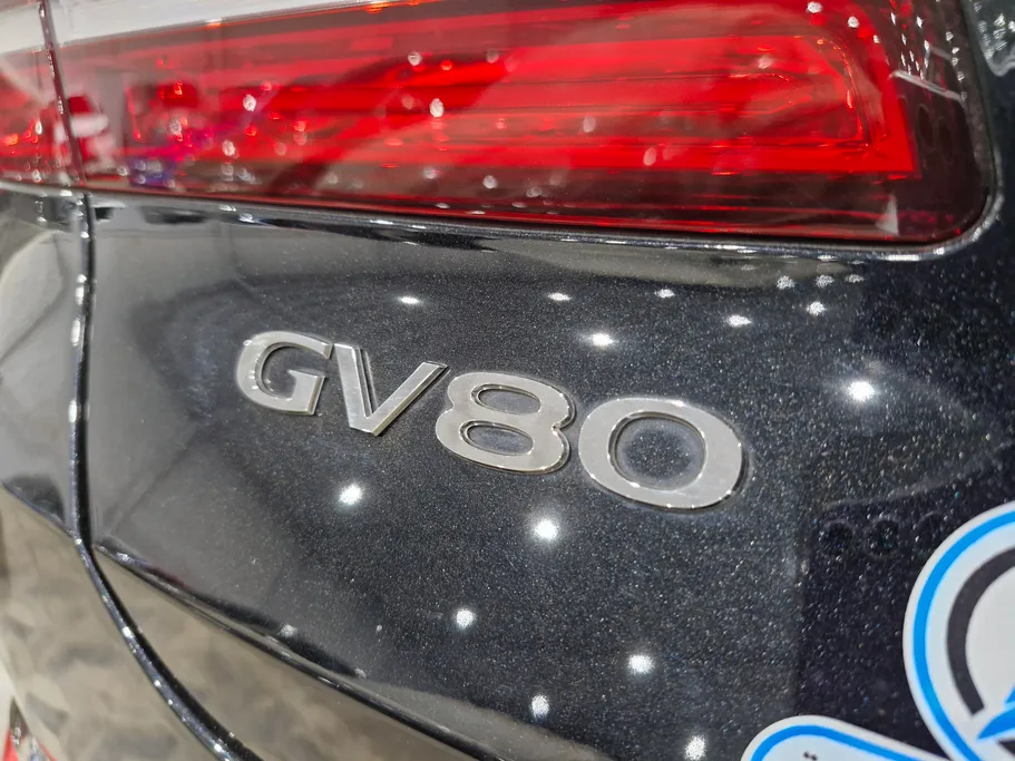2025 Genesis GV80 Platinum 