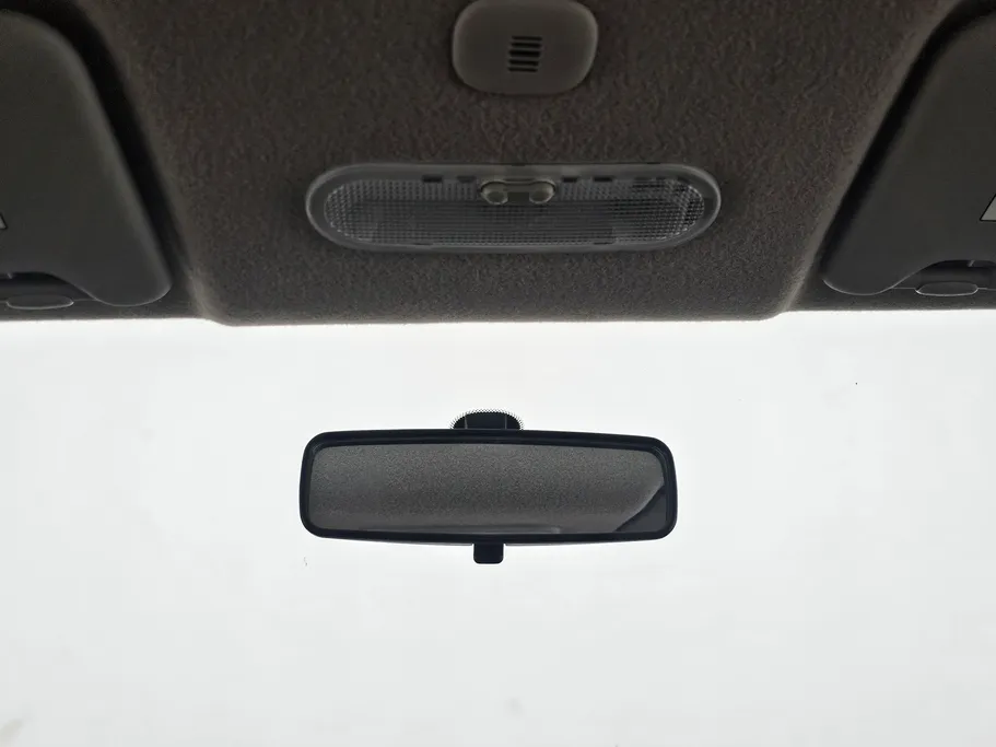 2023 Nissan Sunny SV Comfort 