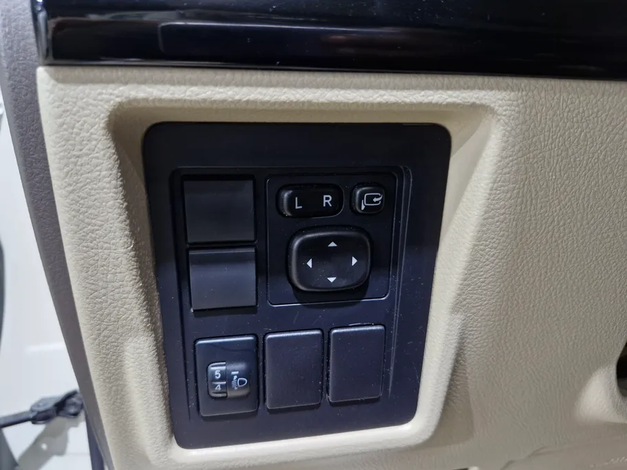 تويوتا برادو TXL 2022 