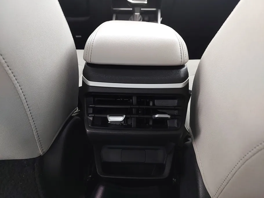 جيلي امجراند GS 2023 