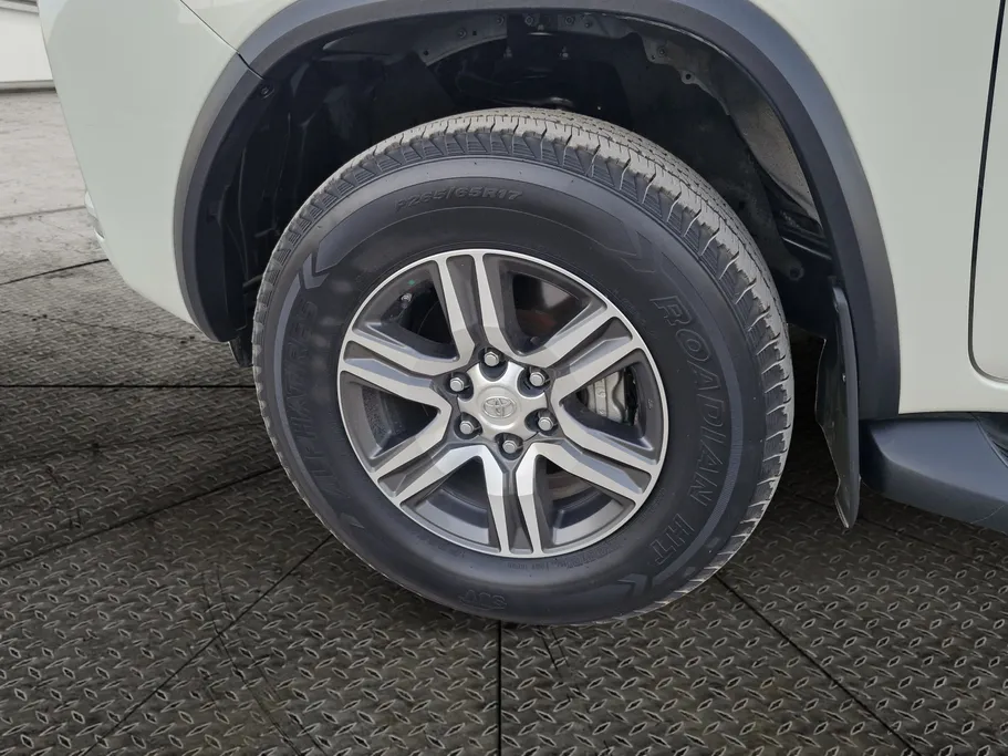 2022 Toyota Fortuner VX 