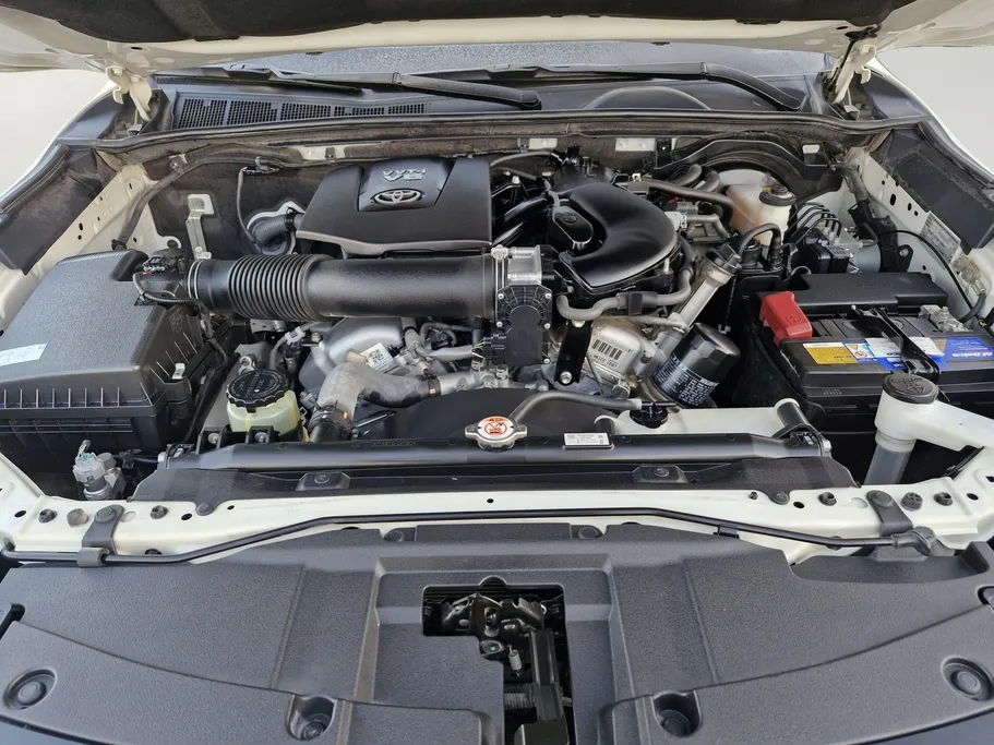 2022 Toyota Fortuner VX 