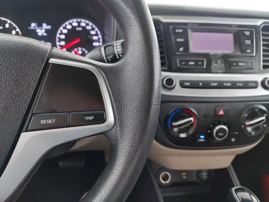 هيونداي اكسنت سمارت 2021 