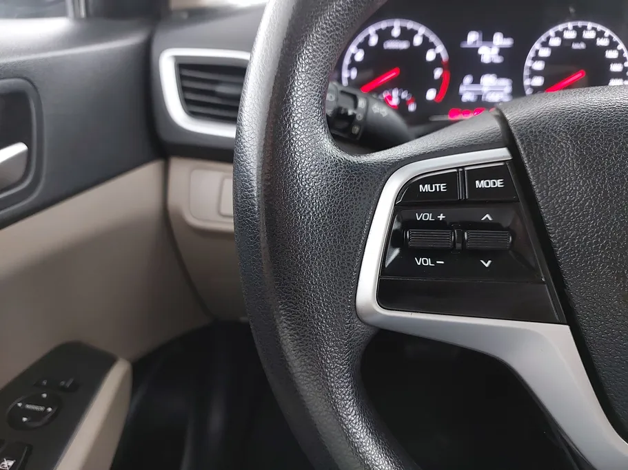 هيونداي اكسنت سمارت 2021 