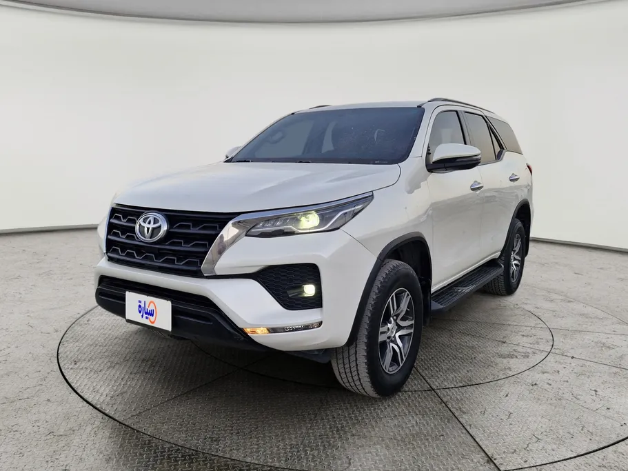 2022 Toyota Fortuner VX 