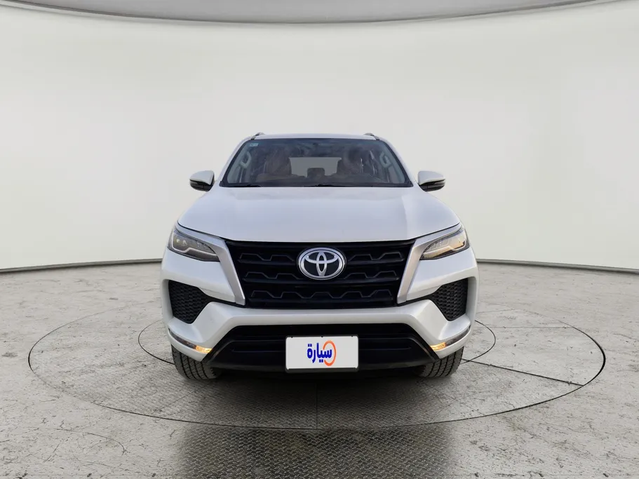 تويوتا فورتشنر GX2 4x4 2021 