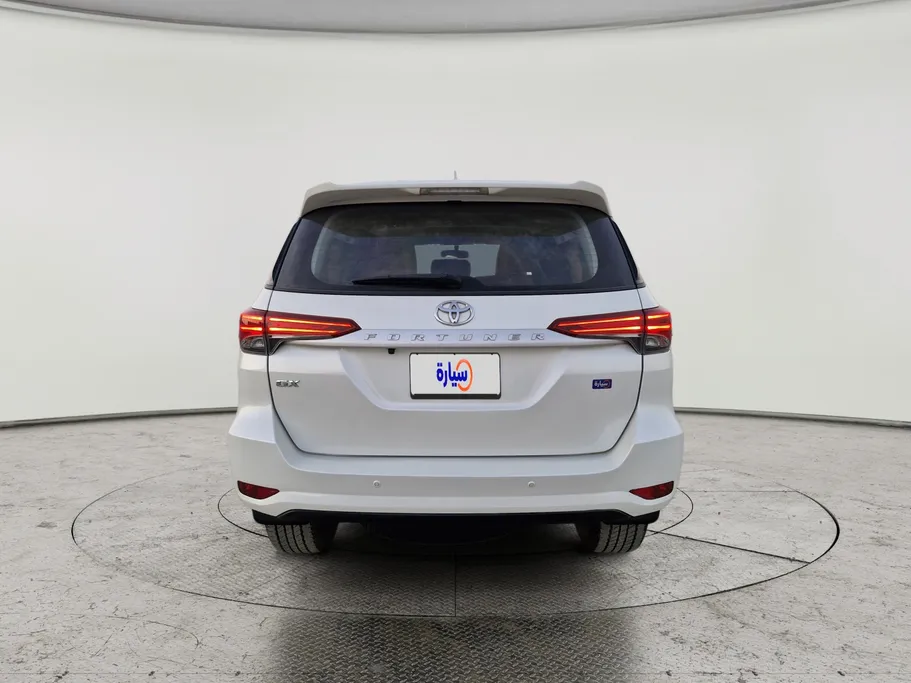 تويوتا فورتشنر GX2 4x4 2021 