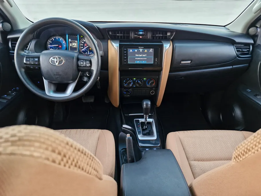 تويوتا فورتشنر GX2 4x4 2021 