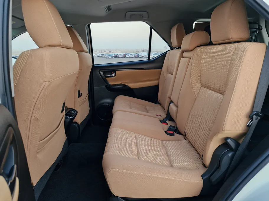 تويوتا فورتشنر GX2 4x4 2021 