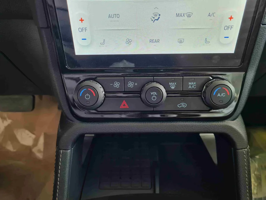 2025 Ford Everest Limited 