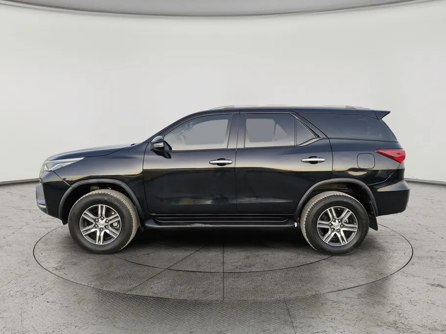 2021 Toyota Fortuner GX 