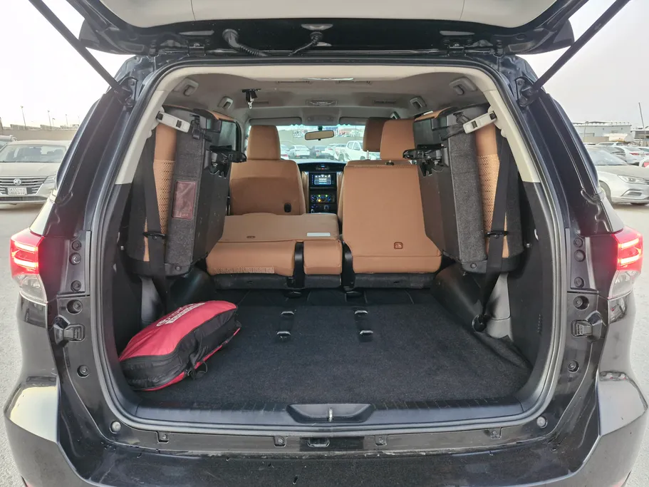 تويوتا فورتشنر GX 2021 