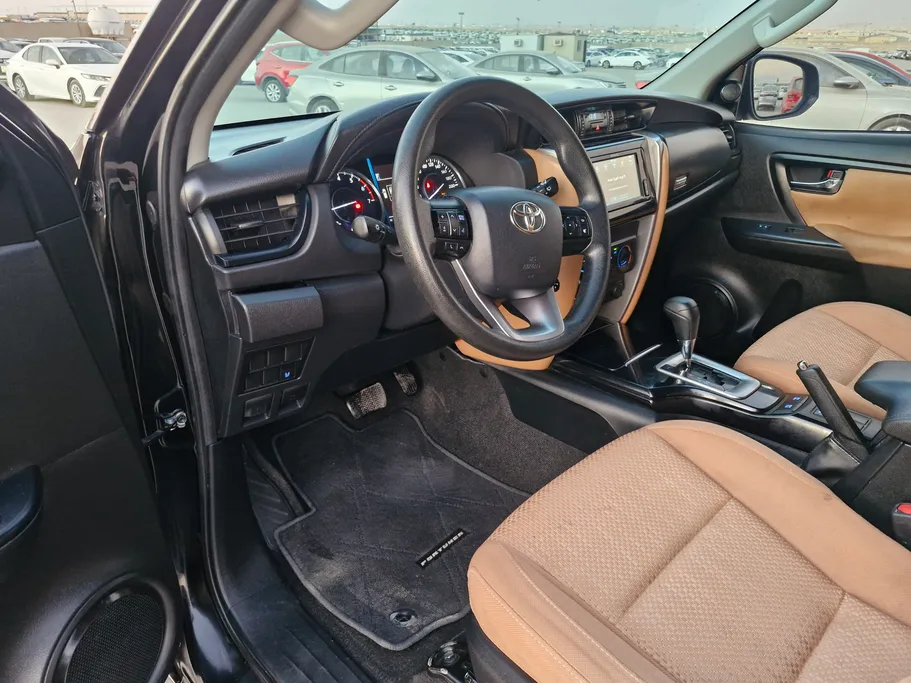 تويوتا فورتشنر GX 2021 