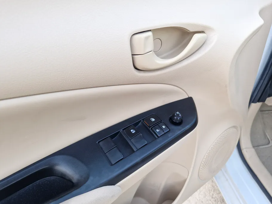 تويوتا يارس Y 2021 