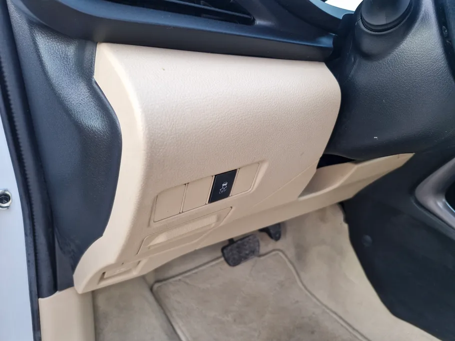 تويوتا يارس Y 2021 