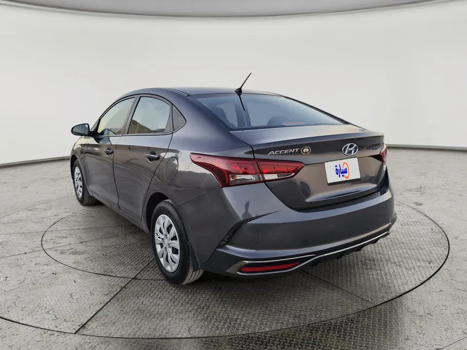 هيونداي اكسنت سمارت 2023 