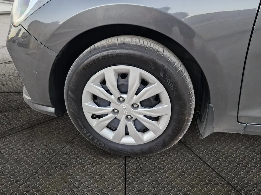 هيونداي اكسنت سمارت 2023 