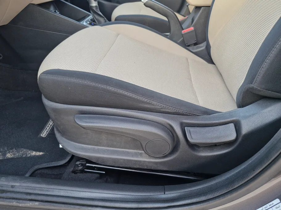 هيونداي اكسنت سمارت 2023 