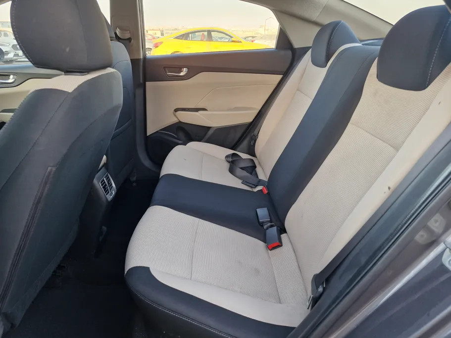 هيونداي اكسنت سمارت 2023 