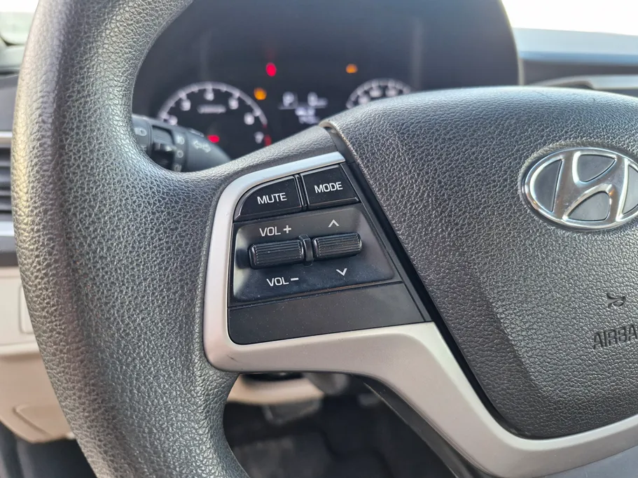 هيونداي اكسنت سمارت 2023 