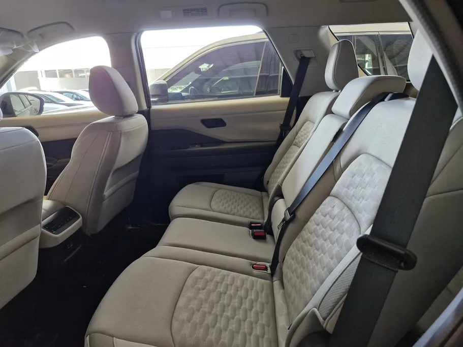 نيسان باثفندر S 2024 