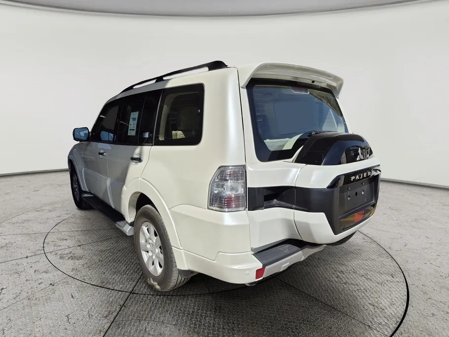 2020 Mitsubishi Pajero GLS 5Doors 