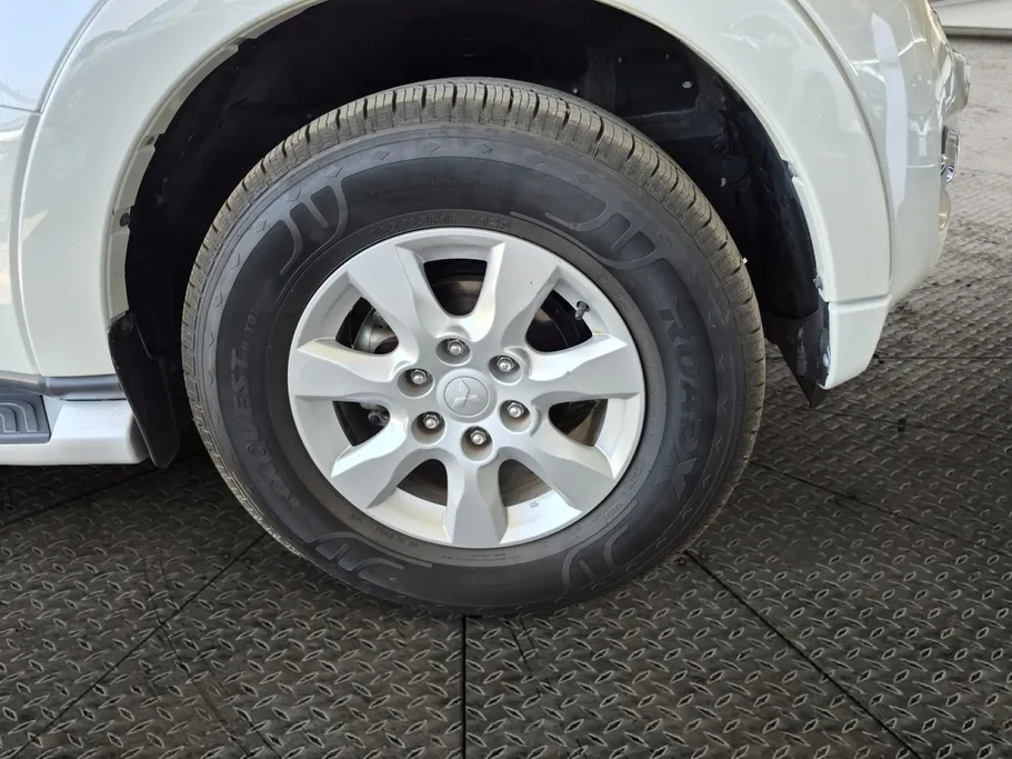 2020 Mitsubishi Pajero GLS 5Doors 