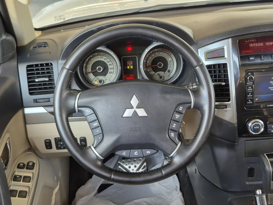 2020 Mitsubishi Pajero GLS 5Doors 