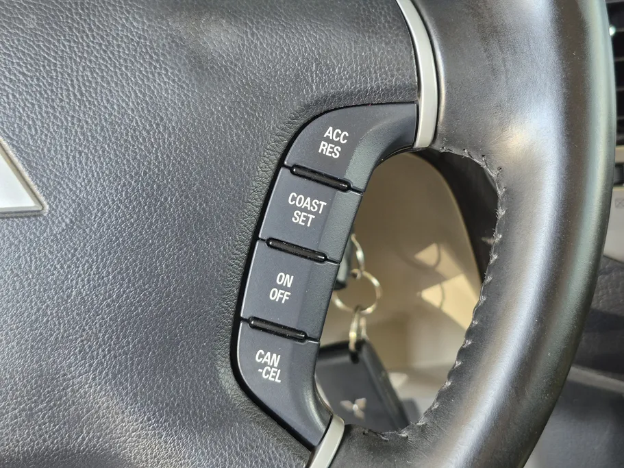 2020 Mitsubishi Pajero GLS 5Doors 