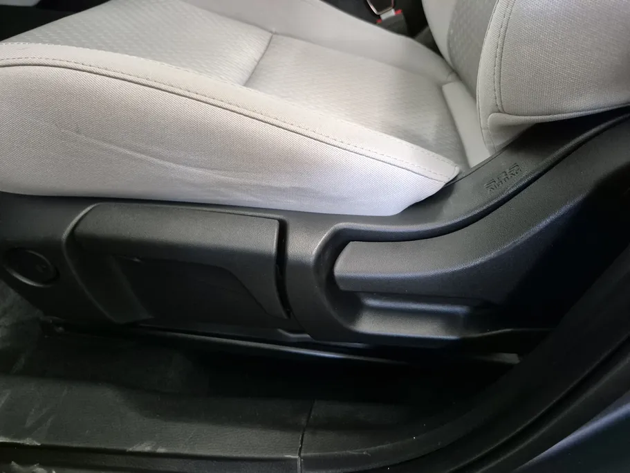 ميتسوبيشي اوتلاندر CLS 2023 