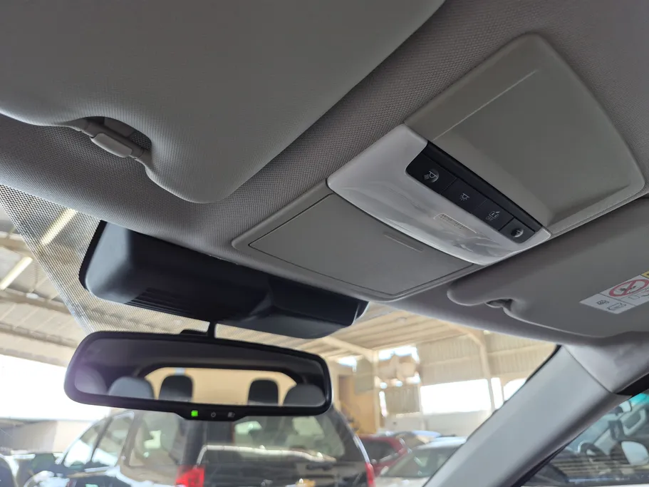 ميتسوبيشي اوتلاندر CLS 2023 