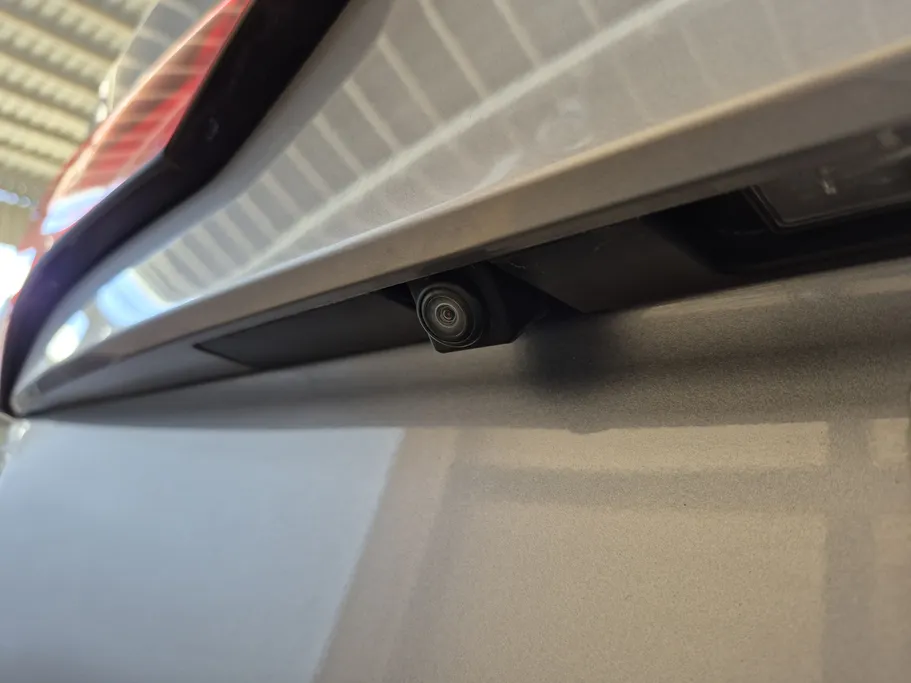 ميتسوبيشي اوتلاندر CLS 2023 