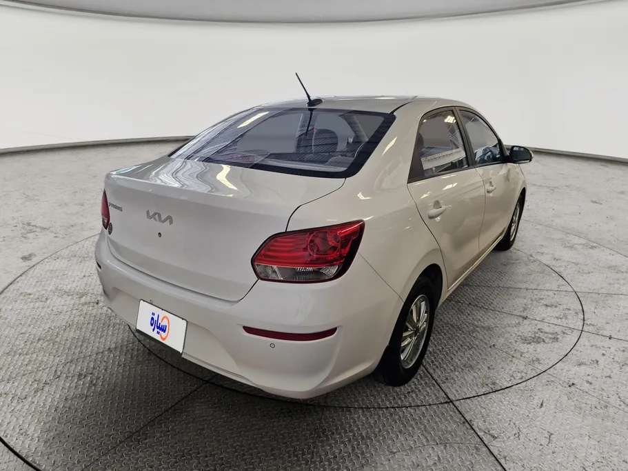 2024 Kia Pegas LX 