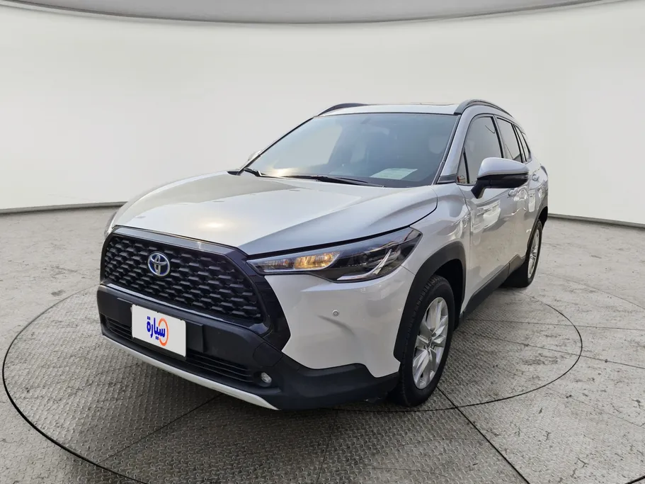 2024 Toyota Corolla Cross XLE HEV 