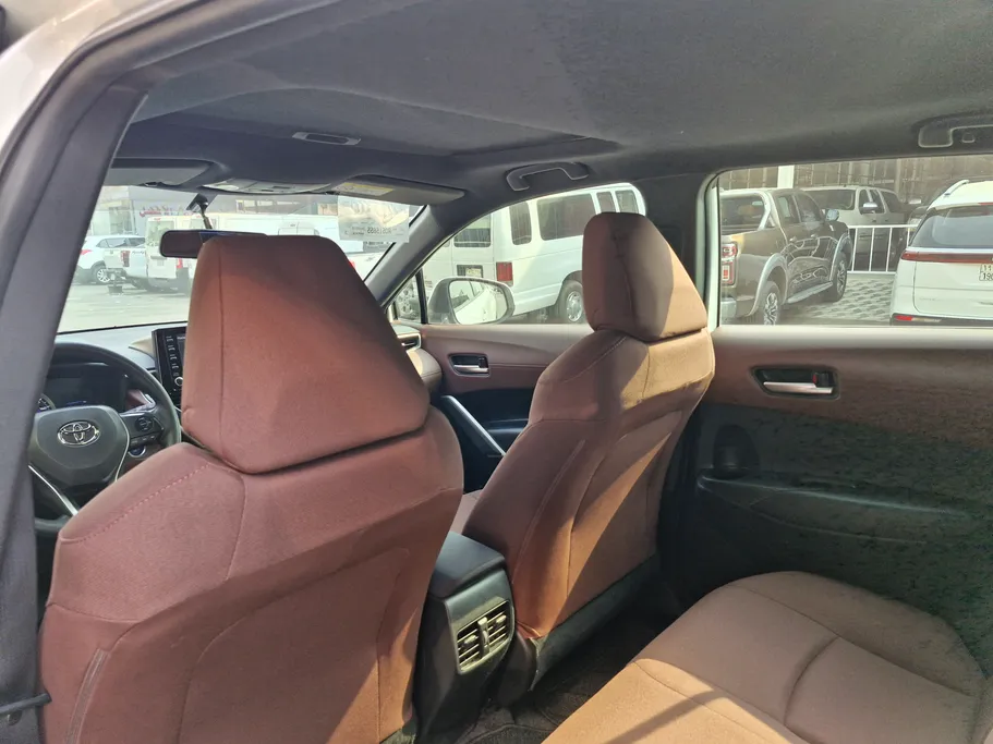 تويوتا كورولا كروس XLE HEV 2024 