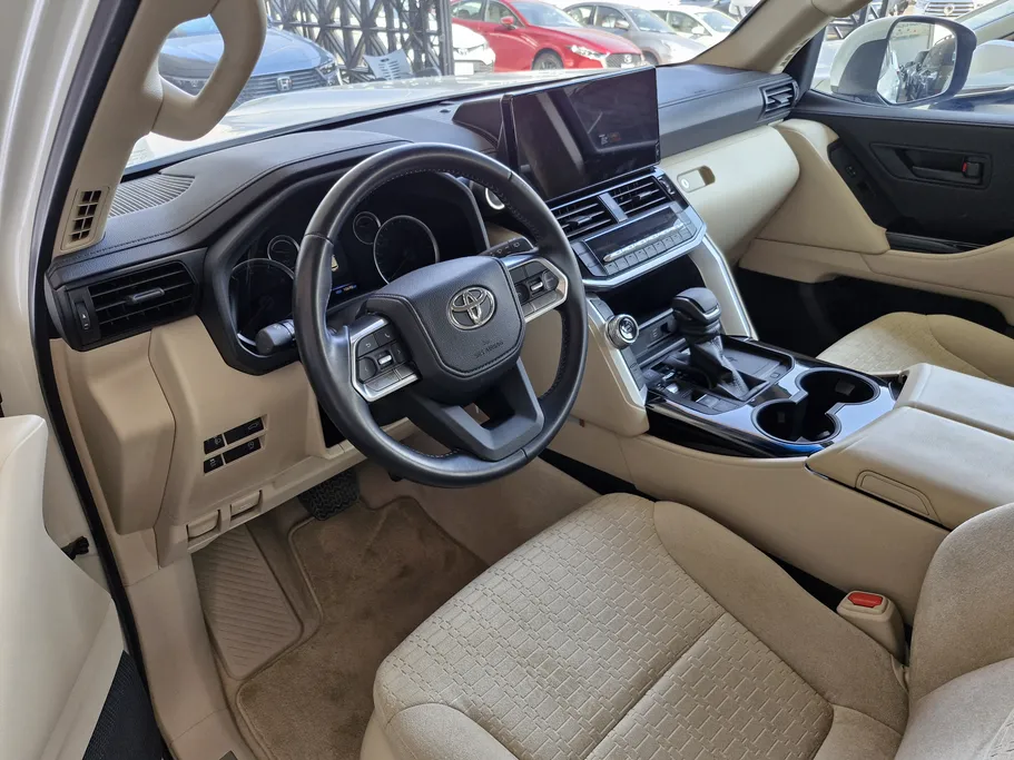 2023 Toyota Land Cruiser GXR3 