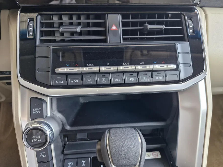 2023 Toyota Land Cruiser GXR3 