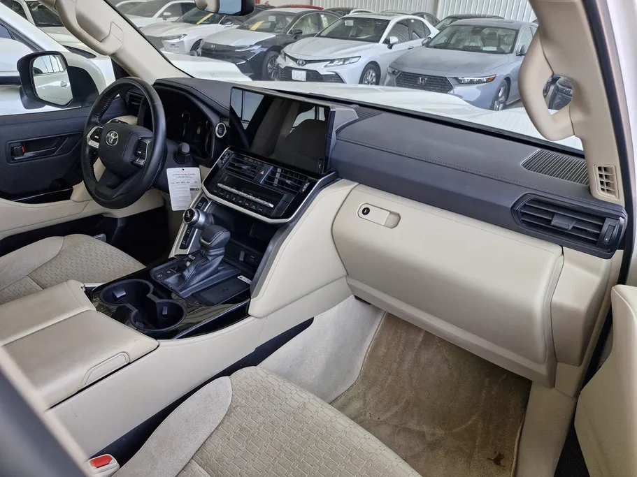 2023 Toyota Land Cruiser GXR3 