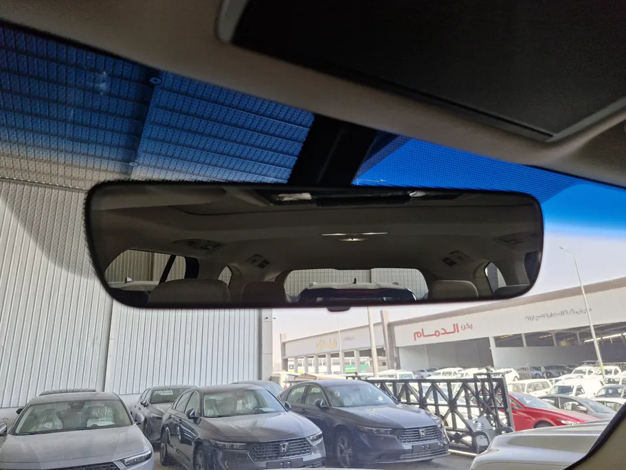 تويوتا لاندكروزر GXR 2023 