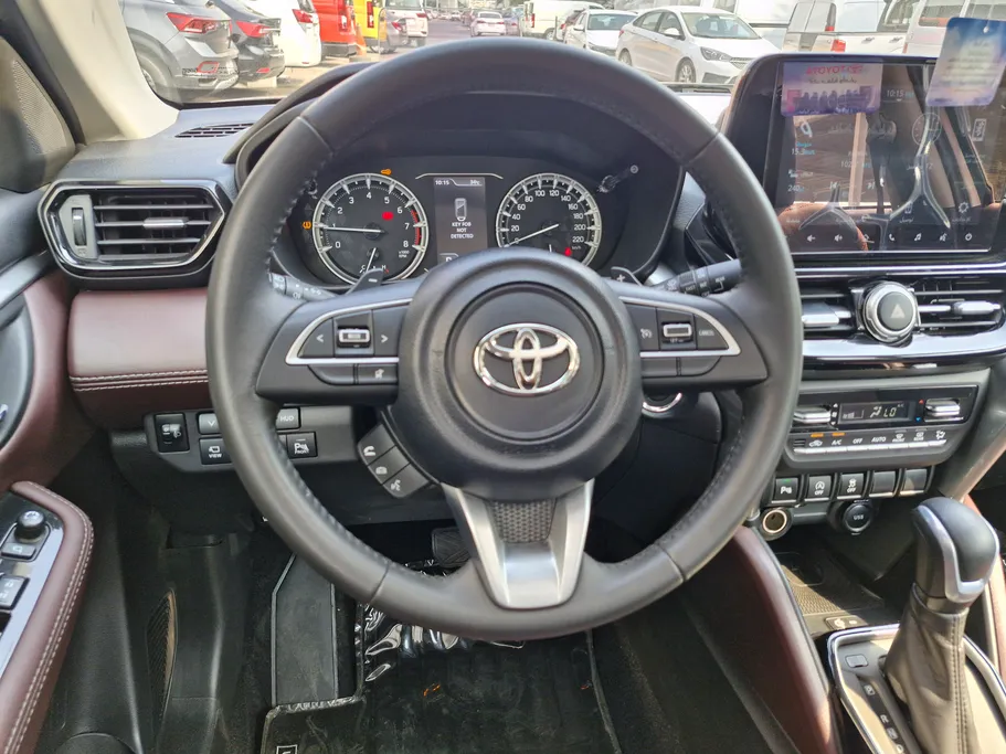 2025 Toyota Urban Cruiser GLX 