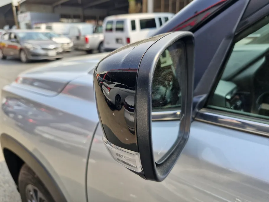 2025 Toyota Urban Cruiser GLX 