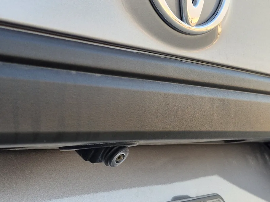 ام جي 5 LUX 2023 