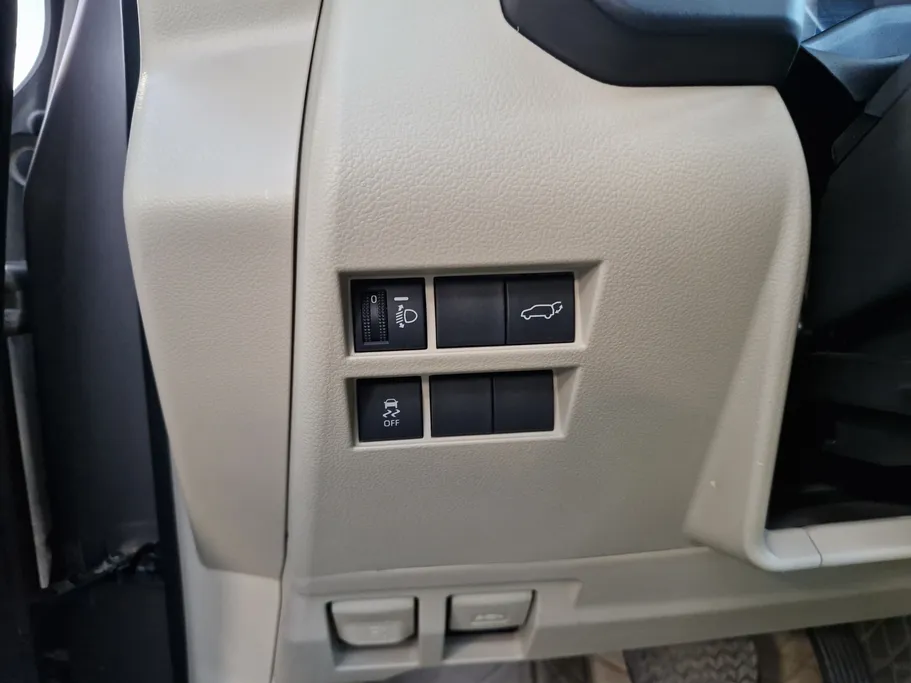 تويوتا لاندكروزر GXR 2024 