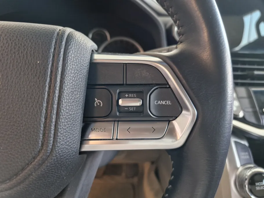 تويوتا لاندكروزر GXR 2024 