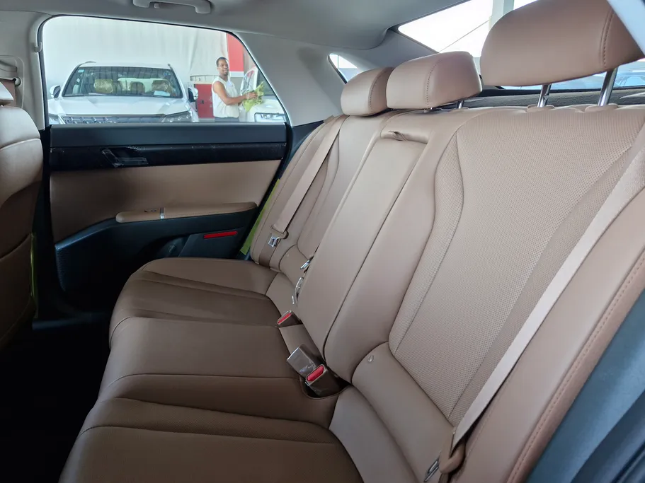 2024 Hyundai Azera Classic 