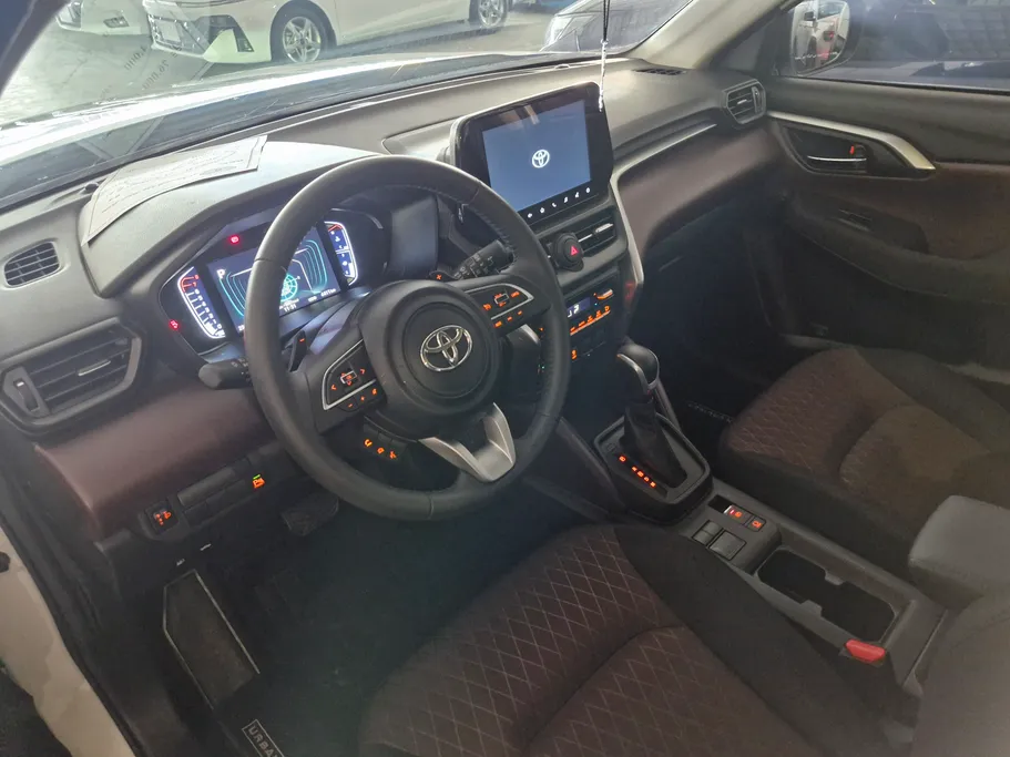 تويوتا أوربان كروزر GL 2026 