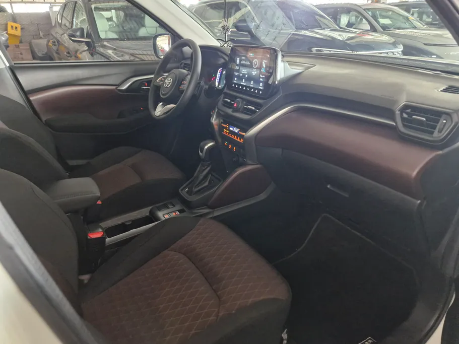 تويوتا أوربان كروزر GL 2026 