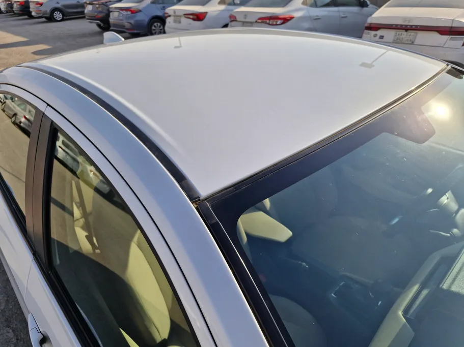 2023 Toyota Yaris  Y 