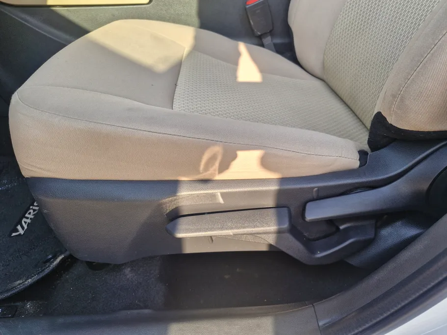 2023 Toyota Yaris  Y 