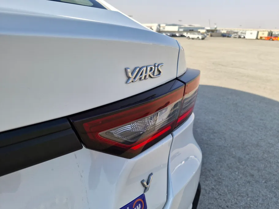 2023 Toyota Yaris  Y 